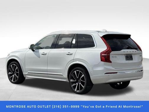 2024 Volvo XC90 B6 Plus Bright Theme 6-Seater