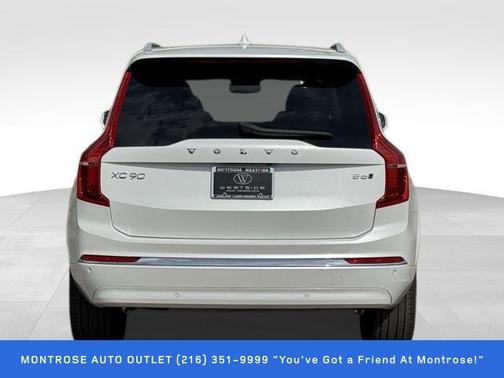 2024 Volvo XC90 B6 Plus Bright Theme 6-Seater