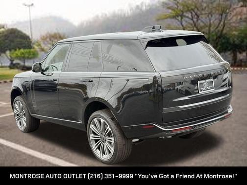 2025 Land Rover Range Rover P530 SE