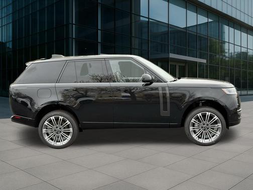 2025 Land Rover Range Rover P530 SE