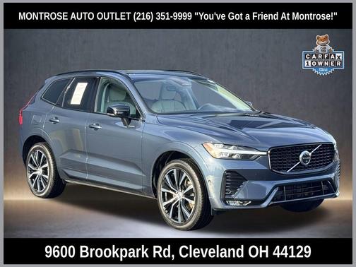2023 Volvo XC60 B6 Ultimate Dark Theme