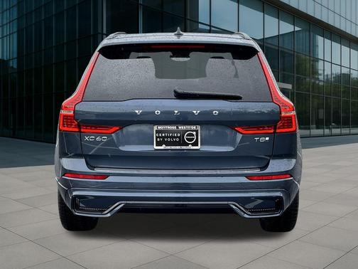 2025 Volvo XC60 Plug-In Hybrid T8 Ultra
