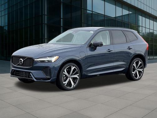 2025 Volvo XC60 Plug-In Hybrid T8 Ultra