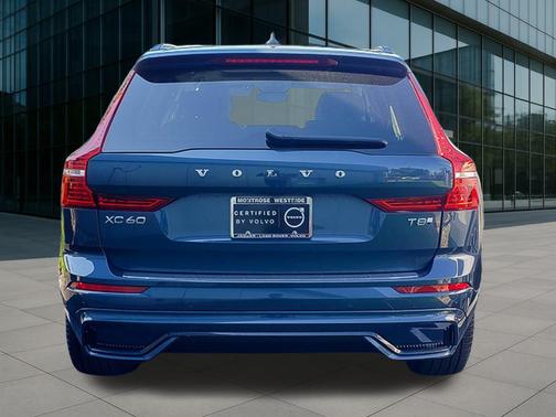 2025 Volvo XC60 Plug-In Hybrid T8 Ultra