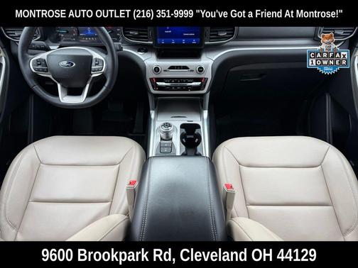 ICONIC SILVER METALLIC 2023 Ford Explorer XLT