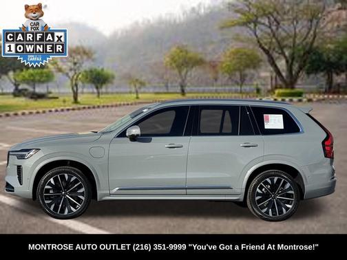 2025 Volvo XC90 Plug-In Hybrid T8 Ultra 6-Seater