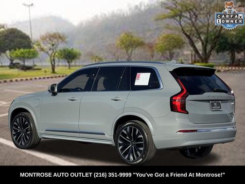 2025 Volvo XC90 Plug-In Hybrid T8 Ultra 6-Seater