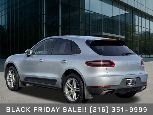 2017 Porsche Macan Base