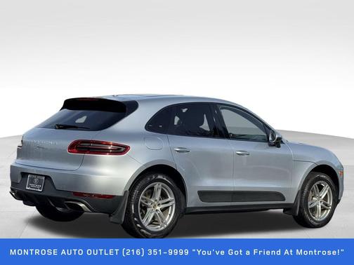 2017 Porsche Macan Base