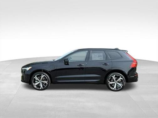 2025 Volvo XC60 Plug-In Hybrid T8 Ultra