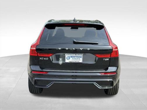 2025 Volvo XC60 Plug-In Hybrid T8 Ultra