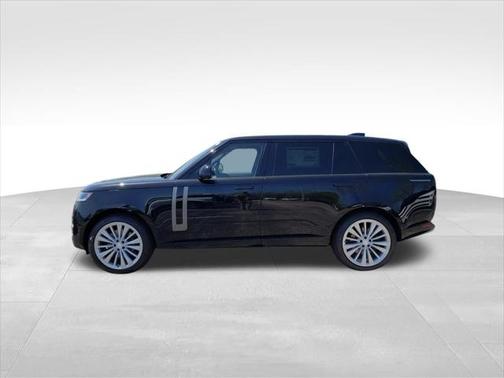 2025 Land Rover Range Rover P530 SE 7 Seat