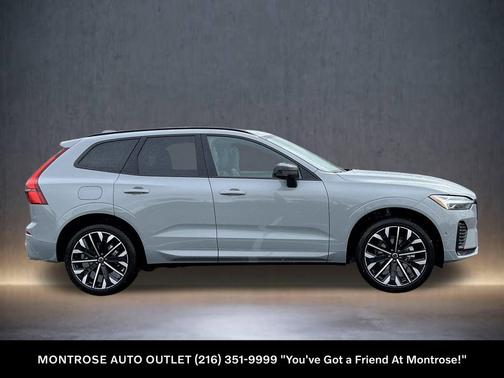 2026 Volvo XC60 B5 Ultra