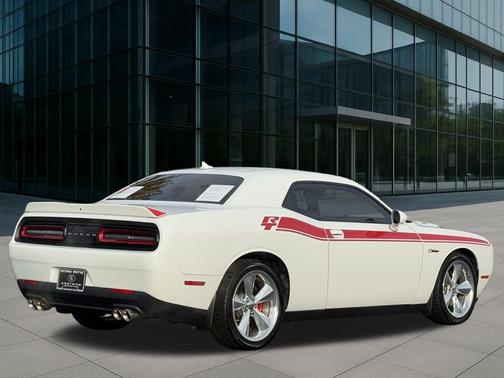 2015 Dodge Challenger R/T Plus