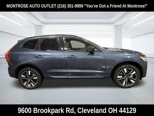 Denim Blue Metallic 2026 Volvo XC60 B5 Plus