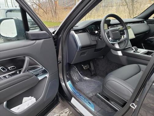 2025 Land Rover Range Rover P530 SE
