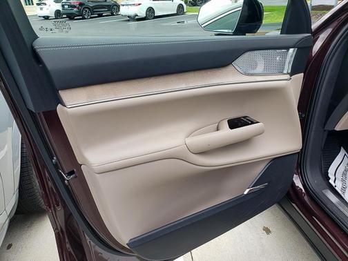 2025 Volvo EX90 Twin Motor Performance Ultra 6-Seater