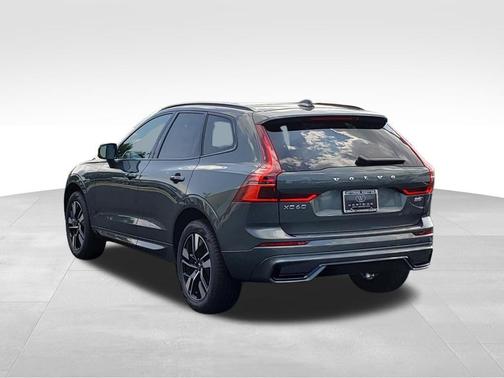 2026 Volvo XC60 B5 Core