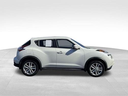 2016 Nissan Juke S
