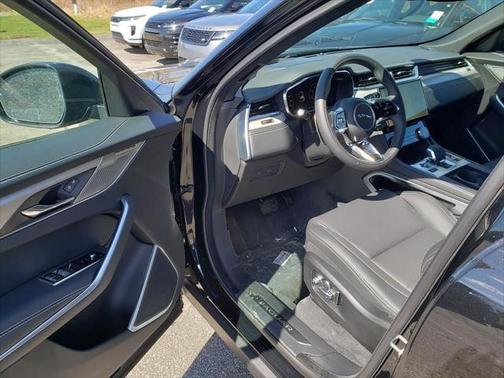 2026 Jaguar F-PACE R-Dynamic S P250 AWD Automatic