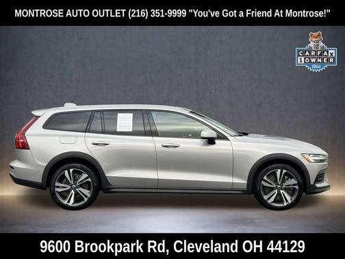 2025 Volvo V60 Cross Country Plus, B5 AWD Gas (mild hybrid)