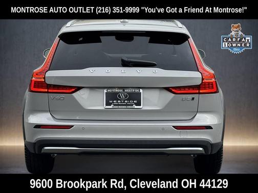 2025 Volvo V60 Cross Country Plus, B5 AWD Gas (mild hybrid)