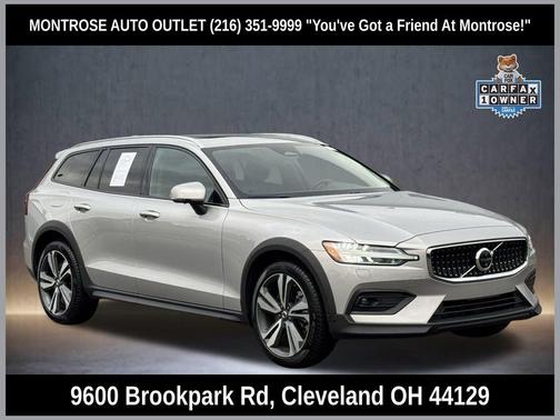 2025 Volvo V60 Cross Country Plus, B5 AWD Gas (mild hybrid)