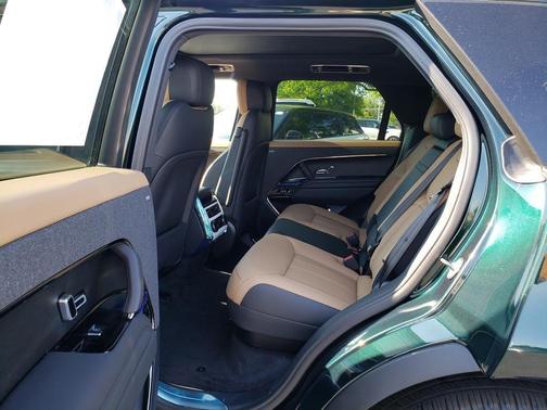 2025 Land Rover Range Rover Sport SE