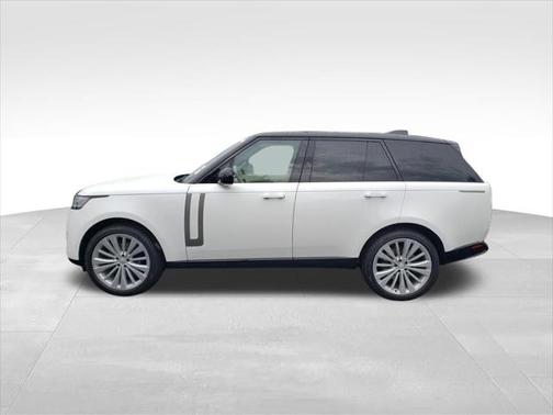 2025 Land Rover Range Rover P530 SE