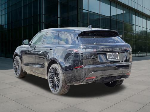 2026 Land Rover Range Rover Velar P250 SE R-Dynamic