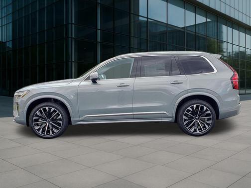 2026 Volvo XC90 B6 Plus 7-Seater