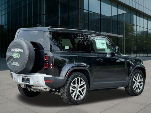 2024 Land Rover Defender 90 P300 S