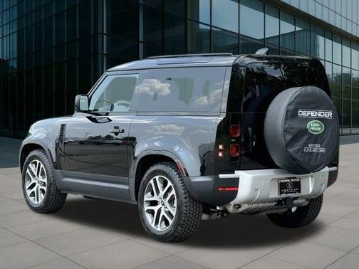 2024 Land Rover Defender 90 P300 S