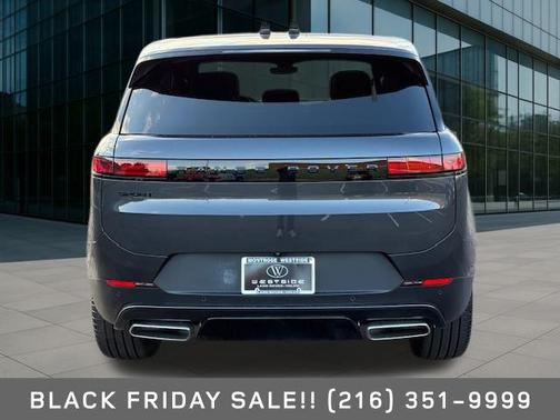 2025 Land Rover Range Rover Sport SE