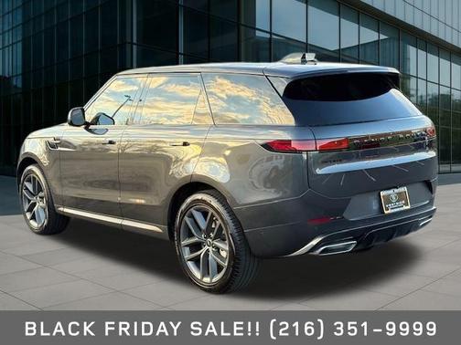 2025 Land Rover Range Rover Sport SE