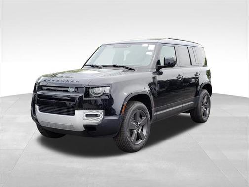 2025 Land Rover Defender 110 P300