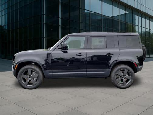 2025 Land Rover Defender 110 P300