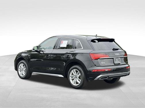 2022 Audi Q5 45 S line Premium