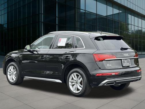 2022 Audi Q5 45 S line Premium