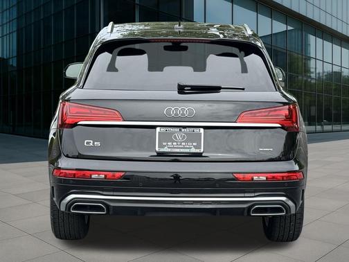 2022 Audi Q5 45 S line Premium