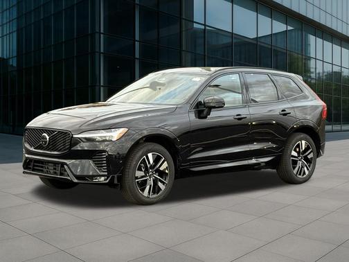 2026 Volvo XC60 B5 Plus