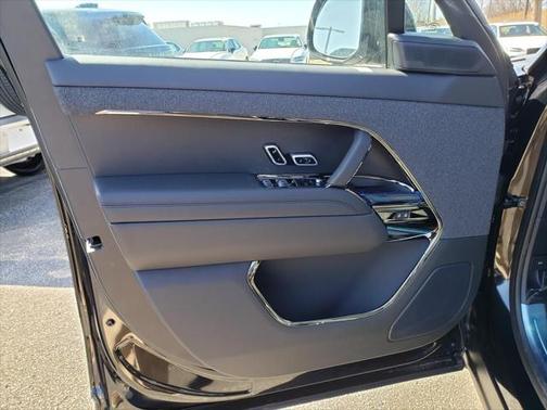 2025 Land Rover Range Rover Sport SE