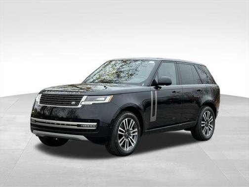 2025 Land Rover Range Rover P530 SE
