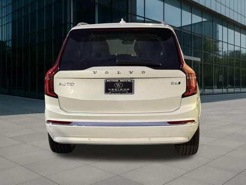 2026 Volvo XC90 B6 Ultra 7-Seater