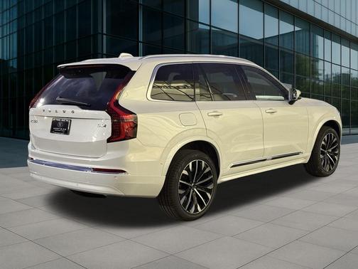 2026 Volvo XC90 B6 Ultra 7-Seater