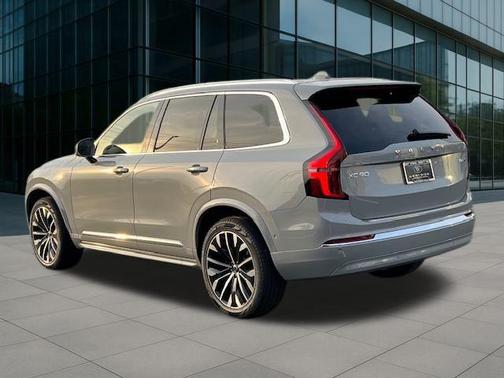 2026 Volvo XC90 B6 Plus 7-Seater