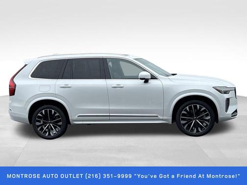 2026 Volvo XC90 B6 Ultra Dark Theme 6-Seater