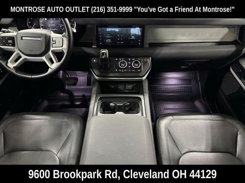 2023 Land Rover Defender 110 SE