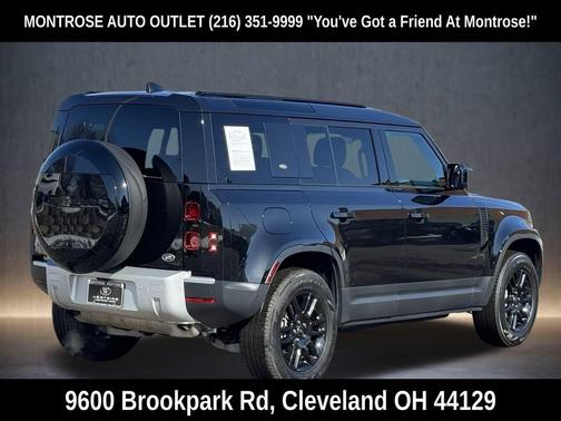 2023 Land Rover Defender 110 SE