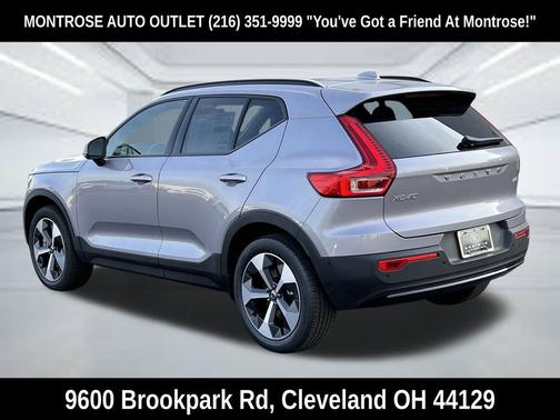 Aurora Silver 2026 Volvo XC40 Plus, B5 AWD Gas (mild hybrid), Dark